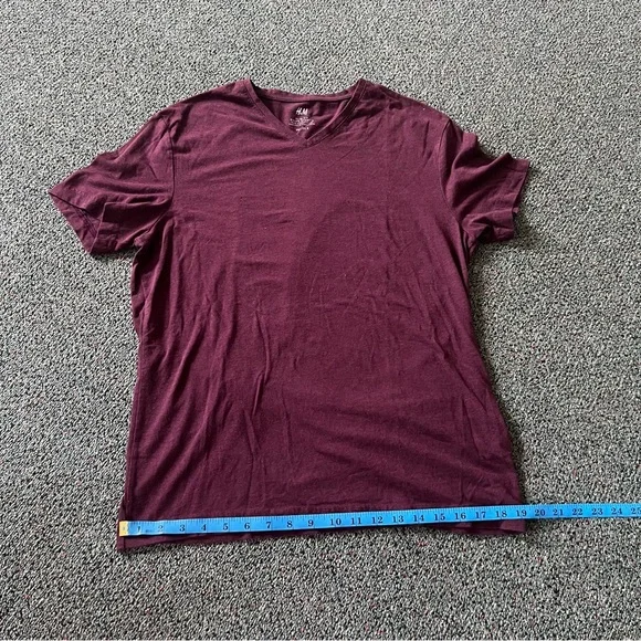 H&M Maroon Slim Fit Short-Sleeve V-Neck Lightweight Cotton T-Shirt Casual Top L - Picture 15 of 16